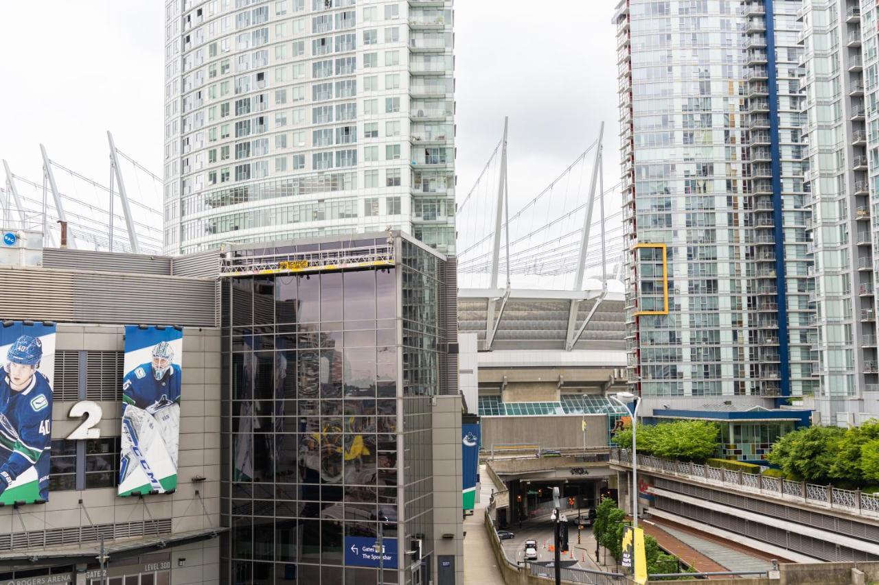 Heart Of Downtown 1 Bd Entire Condo - Pool, Gym, Parking, Office, Ac Vancouver Extérieur photo